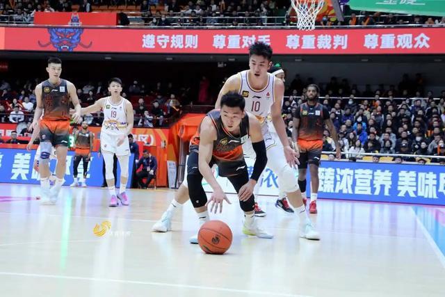 杏彩体育-附加赛掀翻辽篮！年轻球员挑大梁，山东男篮青训成果如何兑现？